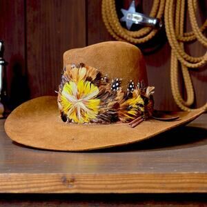 VTG Biltmore Silver Buckle Western Hat Brown Felt Feathered Band PITTED 6 7/8